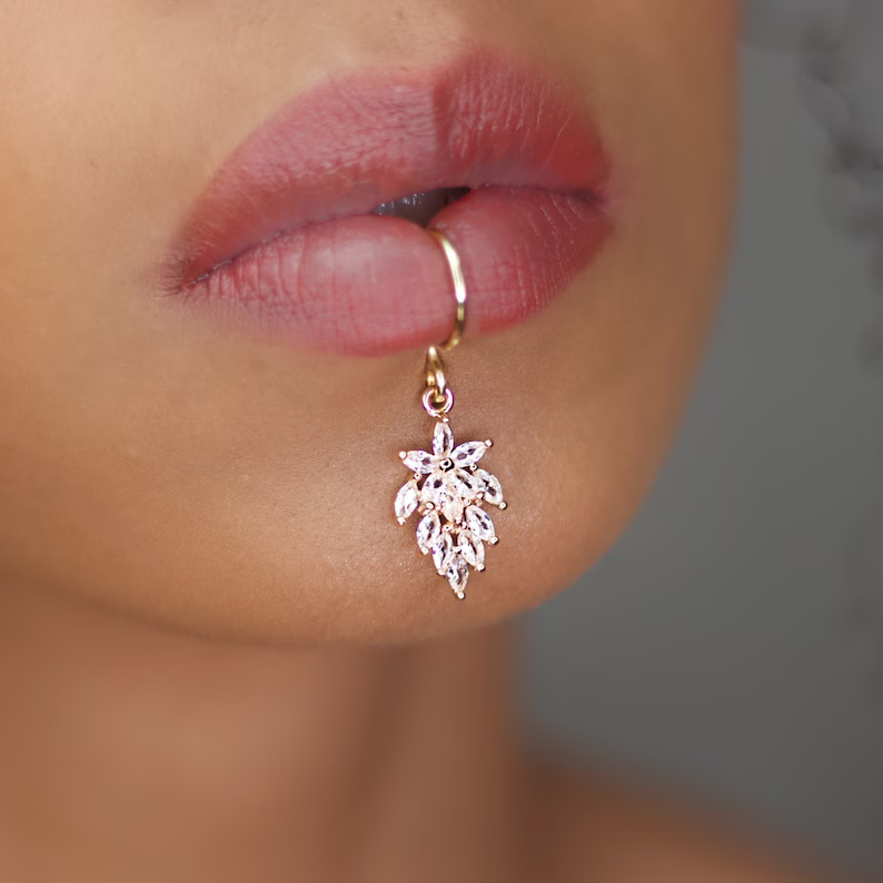 Boucles d'oreilles de luxe en  - Body Jewelry And Earrings avis et prix